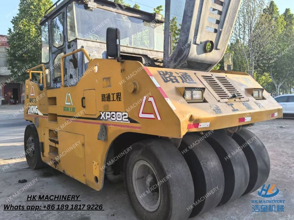 XCMG XP302 - مداحل الإطارات الهوائية: صور 1 XCMG XP302 - مداحل الإطارات الهوائية: صور 1