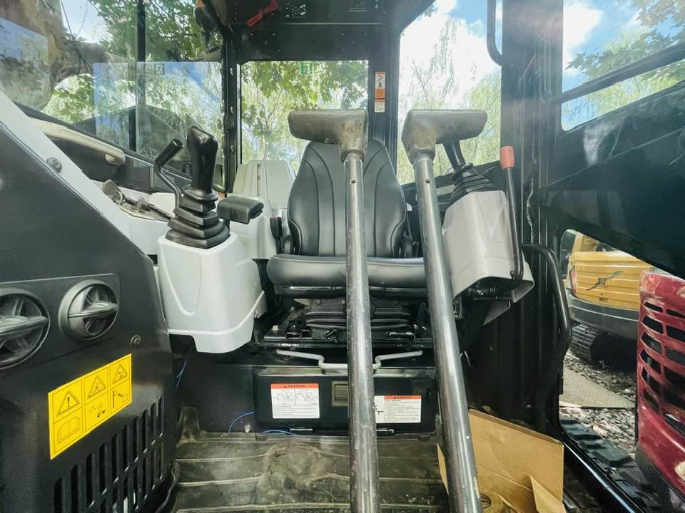 Yanmar ViO80-1A - حفارة مصغرة: صور 3 Yanmar ViO80-1A - حفارة مصغرة: صور 3
