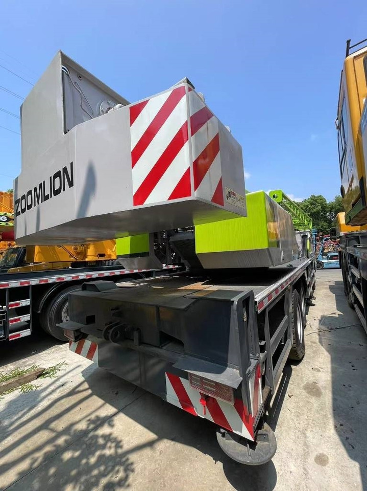 Zoomlion ZCT251V - رافعة لجميع التضاريس: صور 5 Zoomlion ZCT251V - رافعة لجميع التضاريس: صور 5
