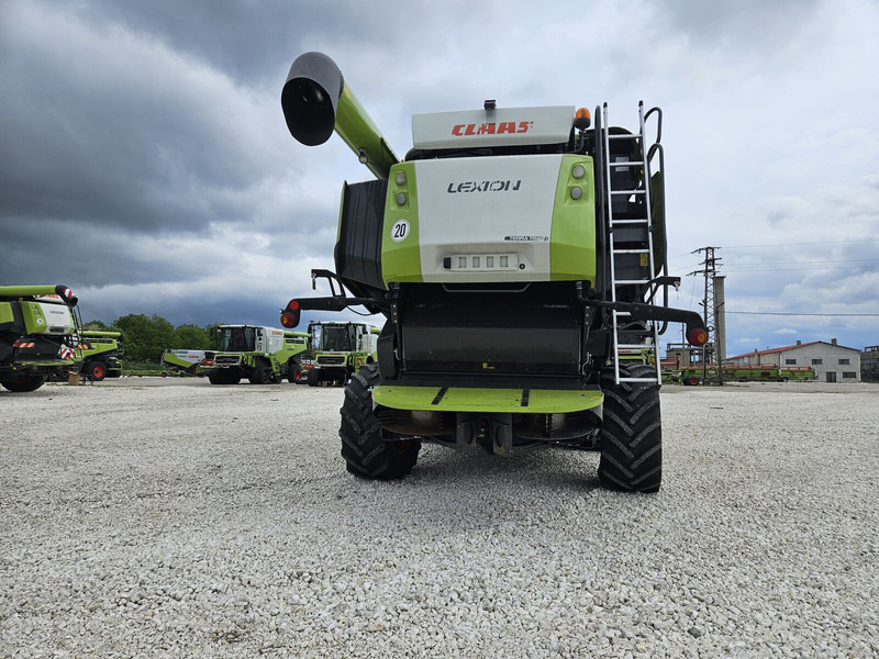 Claas Lexion 770 TT / VARIO 12M - حصادة شاملة: صور 5 Claas Lexion 770 TT / VARIO 12M - حصادة شاملة: صور 5