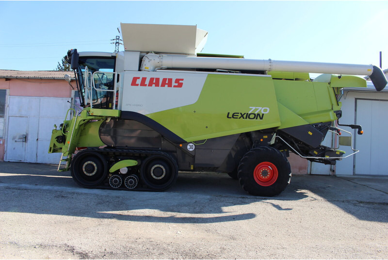 Claas Lexion 770 TT - حصادة شاملة: صور 3 Claas Lexion 770 TT - حصادة شاملة: صور 3