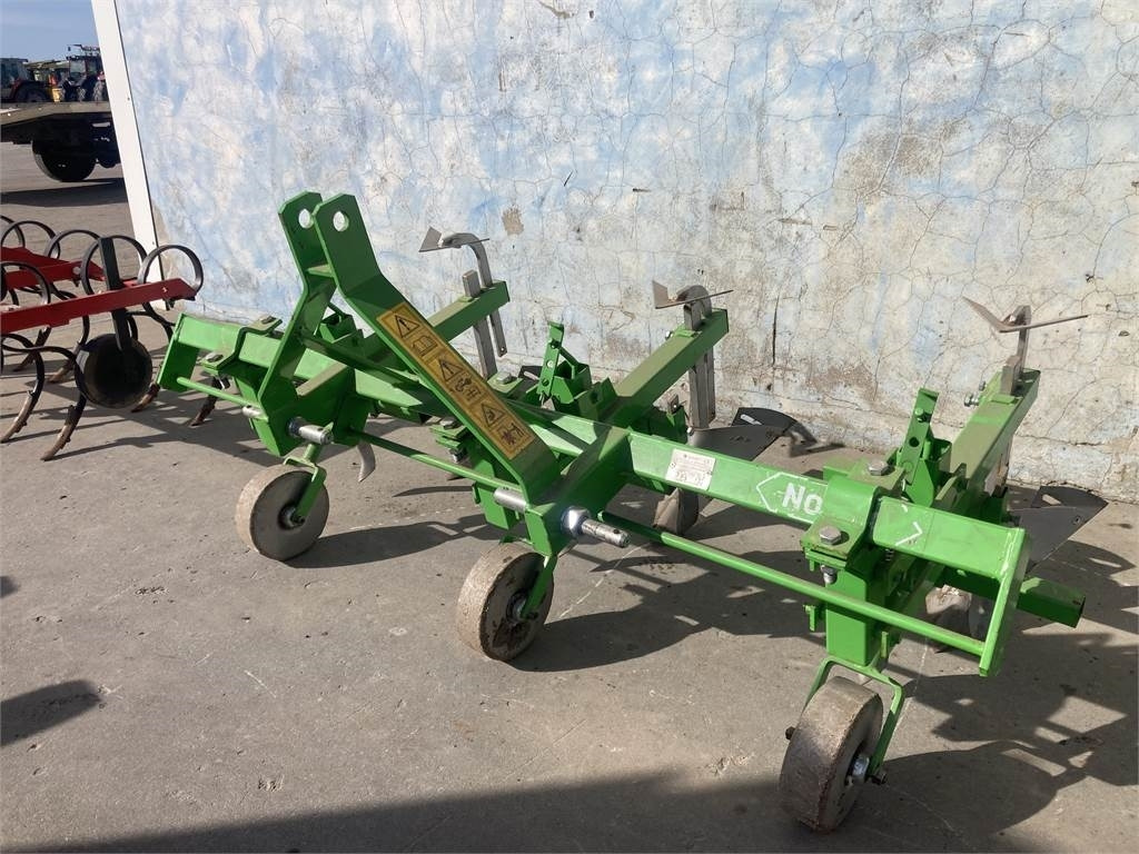 Bomet 2 RÆKKET - معدات زراعة وحصاد البطاطس: صور 1 Bomet 2 RÆKKET - معدات زراعة وحصاد البطاطس: صور 1