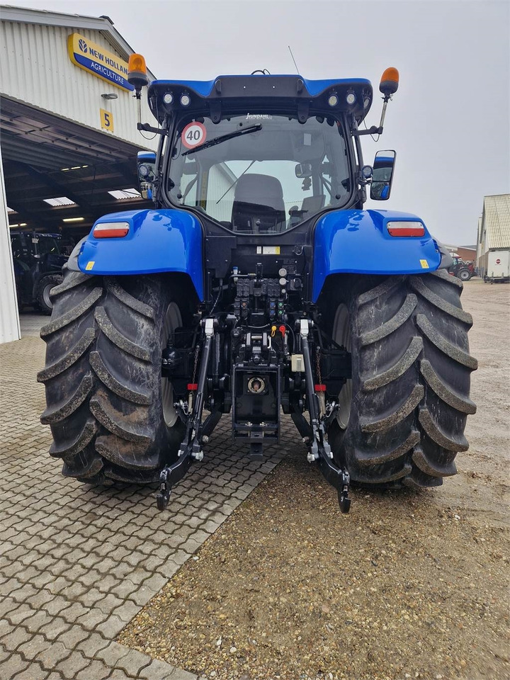 New Holland T7.270AC STAGE V - جرار: صور 4 New Holland T7.270AC STAGE V - جرار: صور 4