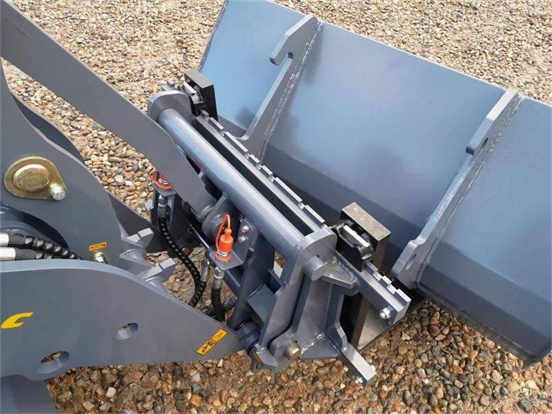 جديد لودر مفصلي صغير Eurotrac W11 Mellem arm: صور 17 جديد لودر مفصلي صغير Eurotrac W11 Mellem arm: صور 17