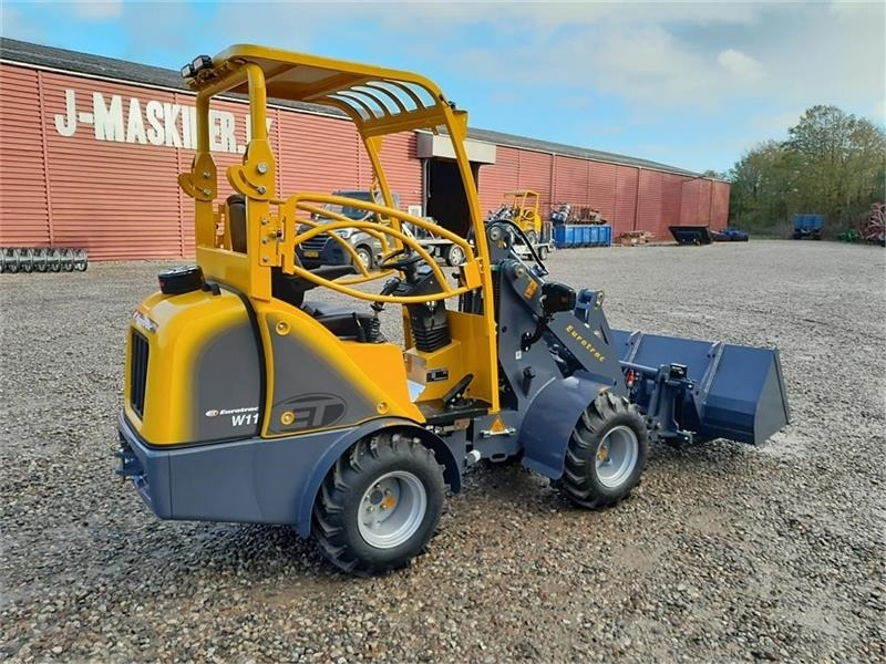 Eurotrac W11 Mellem arm - لودر مفصلي صغير: صور 5 Eurotrac W11 Mellem arm - لودر مفصلي صغير: صور 5