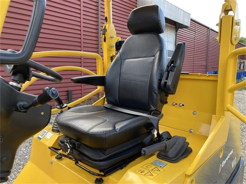 لودر مفصلي صغير Eurotrac W13F: صور 7
