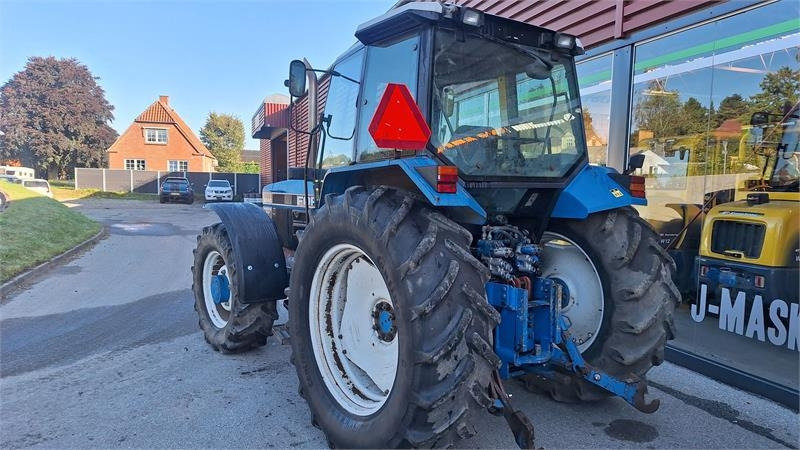 Ford 8240 - جرار: صور 5 Ford 8240 - جرار: صور 5