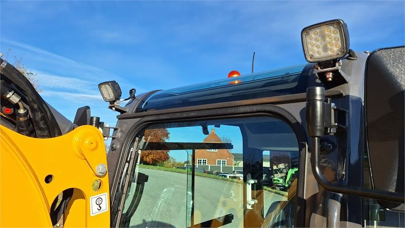 XCMG Xe20e MED A/C - حفارة مصغرة: صور 5 XCMG Xe20e MED A/C - حفارة مصغرة: صور 5