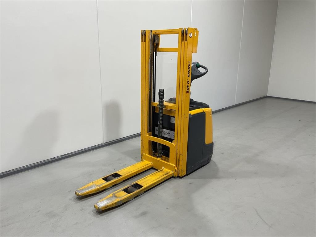 Jungheinrich ERC 212 - معدات تكديس: صور 4 Jungheinrich ERC 212 - معدات تكديس: صور 4