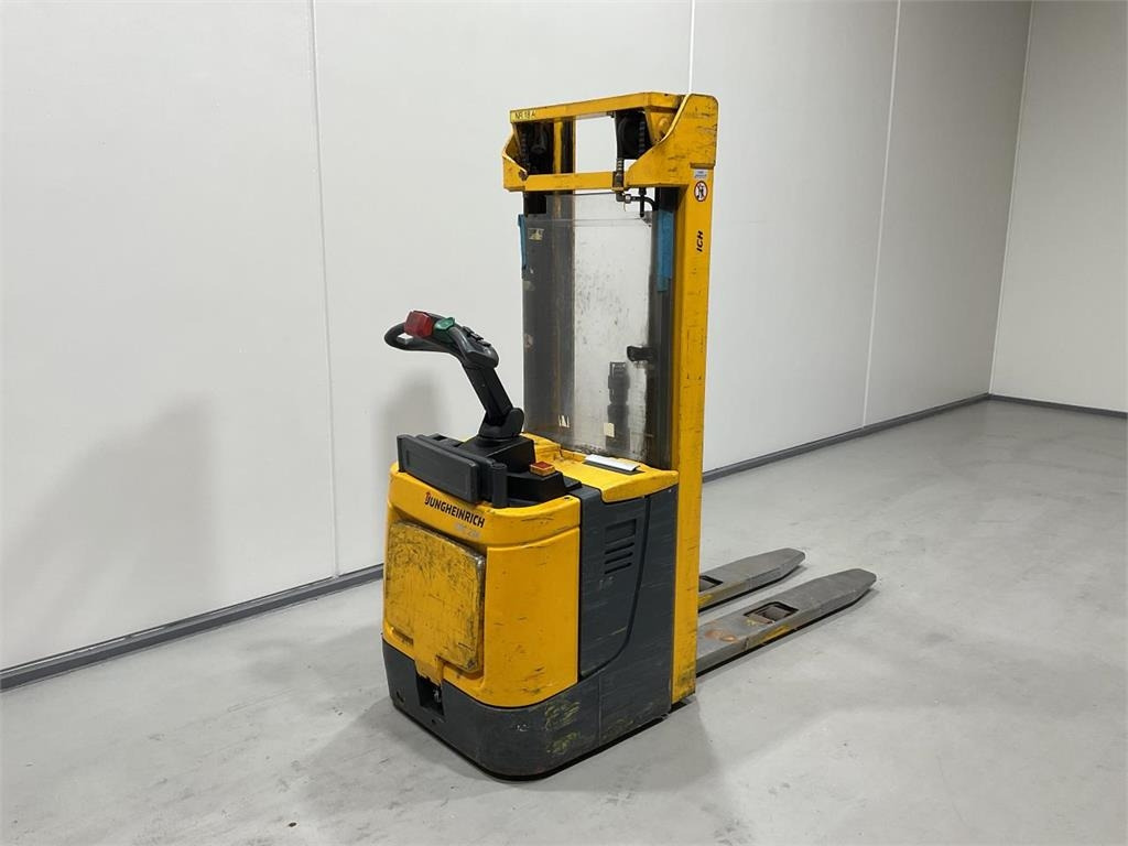 Jungheinrich ERC 214 - معدات تكديس: صور 2 Jungheinrich ERC 214 - معدات تكديس: صور 2