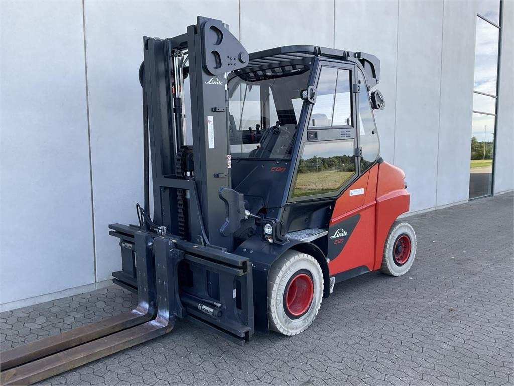 Linde E80-01/900 - رافعة شوكية كهربائية: صور 4 Linde E80-01/900 - رافعة شوكية كهربائية: صور 4