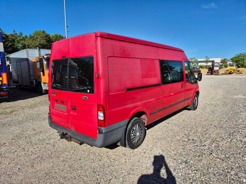 Ford Transit 350LF Van 2,2 115 Trend 4d - فان المدمجة: صور 3 Ford Transit 350LF Van 2,2 115 Trend 4d - فان المدمجة: صور 3