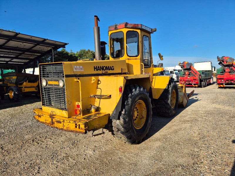 Hanomag 33 D //forks / Bucket// - اللودر بعجل: صور 4 Hanomag 33 D //forks / Bucket// - اللودر بعجل: صور 4