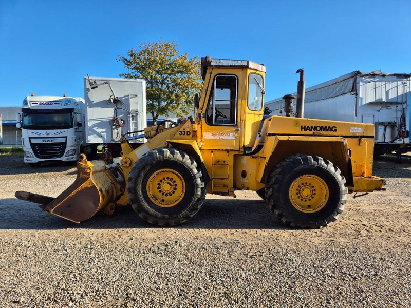 Hanomag 33 D //forks / Bucket// - اللودر بعجل: صور 2 Hanomag 33 D //forks / Bucket// - اللودر بعجل: صور 2