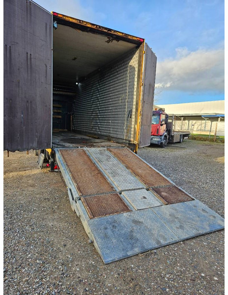 Montracon Racing// machinetrailer // Living area - عربة مسطحة منخفضة نصف مقطورة: صور 4 Montracon Racing// machinetrailer // Living area - عربة مسطحة منخفضة نصف مقطورة: صور 4