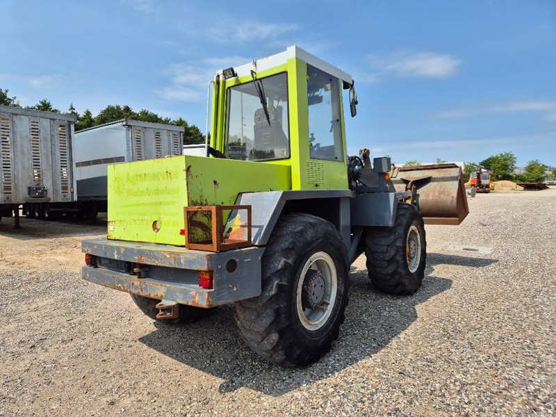 O & K L15 With bucket and quickshift - اللودر بعجل: صور 5 O & K L15 With bucket and quickshift - اللودر بعجل: صور 5