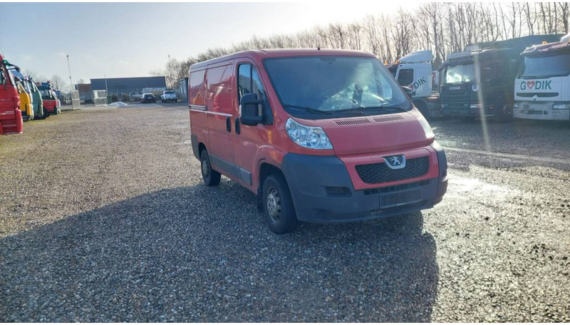 Peugeot Boxer 330 2,2 HDi - فان: صور 2 Peugeot Boxer 330 2,2 HDi - فان: صور 2