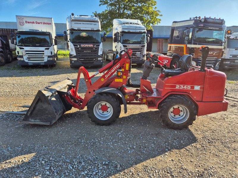 Schäffer 2345 (Bucket/Forks) - اللودر المجنزر صغير: صور 1 Schäffer 2345 (Bucket/Forks) - اللودر المجنزر صغير: صور 1