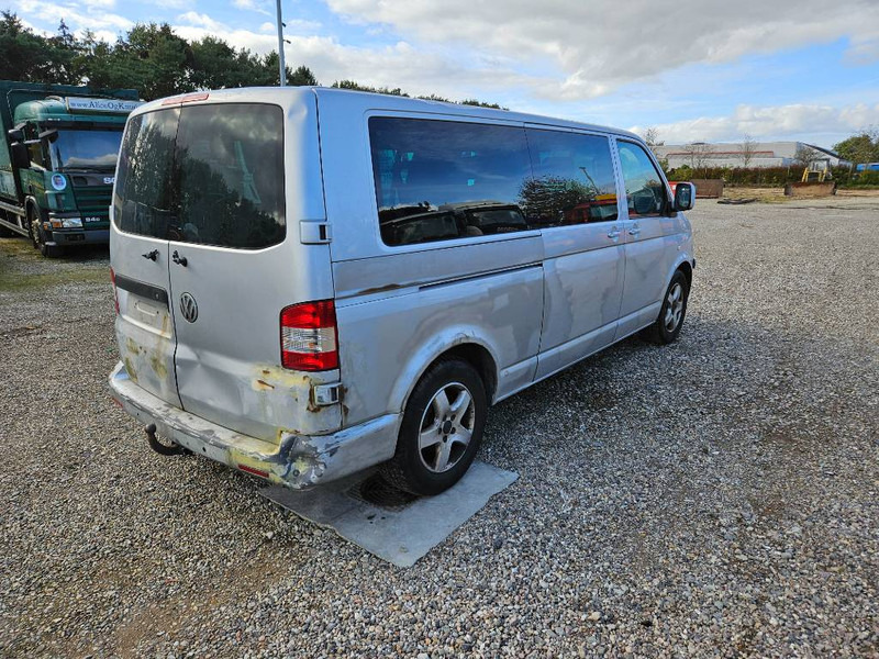 Volkswagen Caravelle 2,5 TDi 130 Comfortline 9prs 4d - حافلة صغيرة, ميكروباص: صور 4 Volkswagen Caravelle 2,5 TDi 130 Comfortline 9prs 4d - حافلة صغيرة, ميكروباص: صور 4
