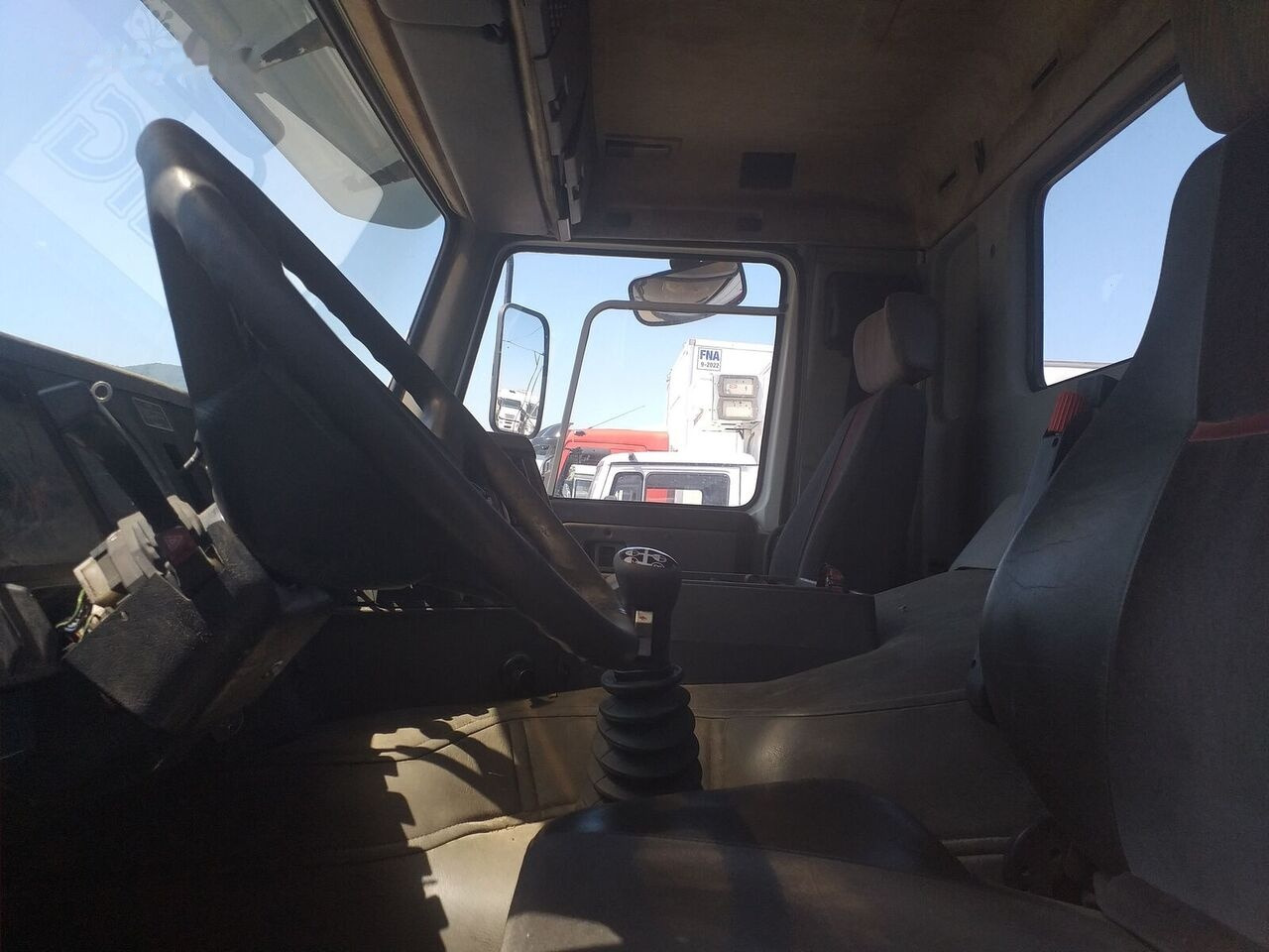 شاحنات مسطحة Volvo FL 10.320: صور 10