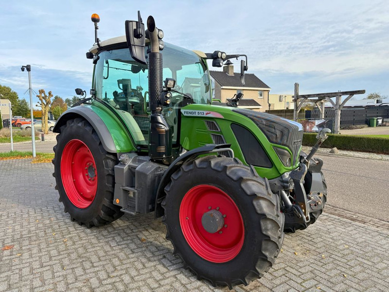 Fendt 513 Vario Power - جرار: صور 4 Fendt 513 Vario Power - جرار: صور 4