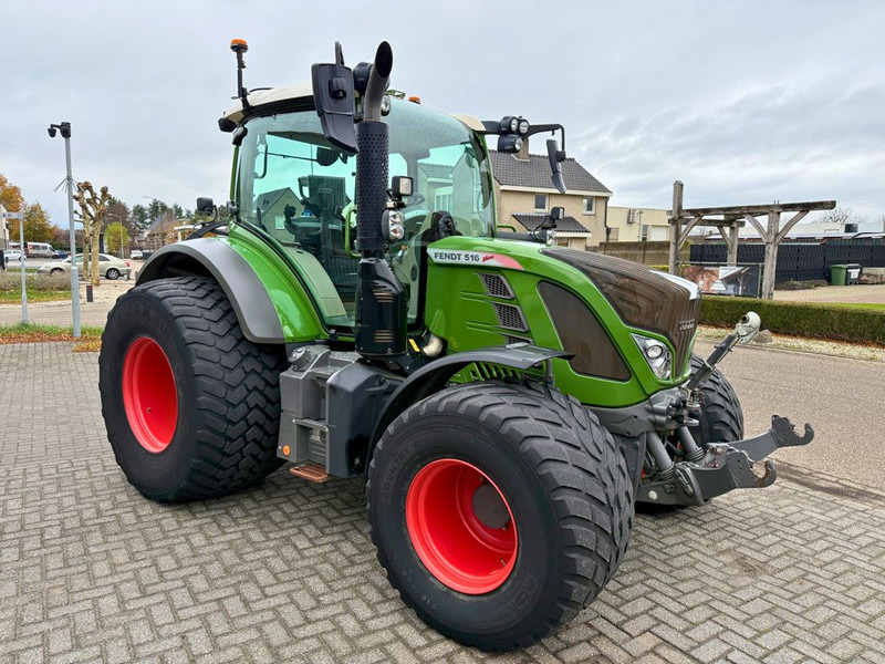Fendt 516 Vario ProfiPlus - جرار: صور 4 Fendt 516 Vario ProfiPlus - جرار: صور 4
