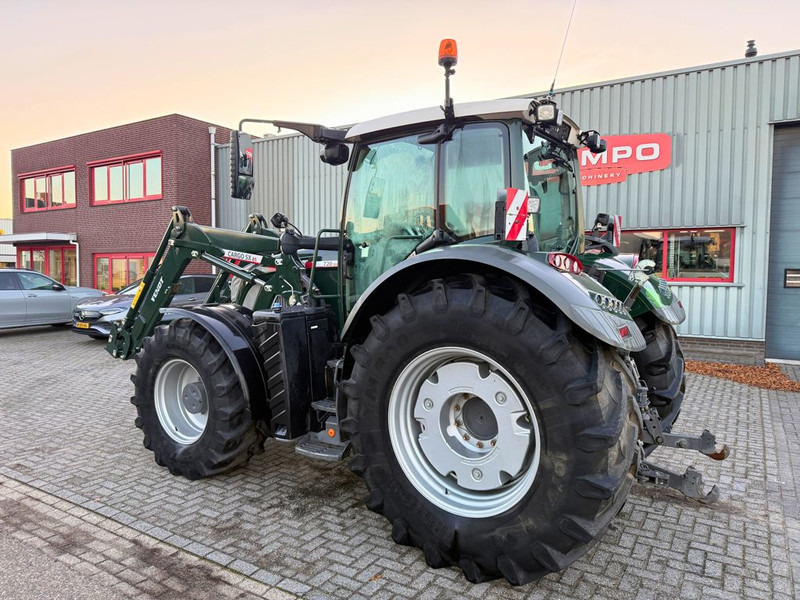 Fendt 720 Vario ProfiPlus + Cargo 5X85 - جرار: صور 2 Fendt 720 Vario ProfiPlus + Cargo 5X85 - جرار: صور 2