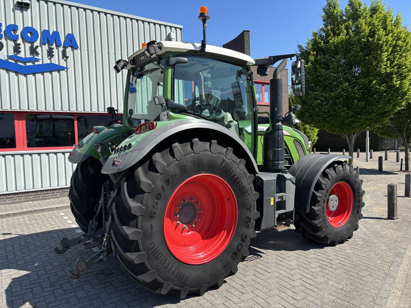 Fendt 724 S4 Profi Plus - جرار: صور 3 Fendt 724 S4 Profi Plus - جرار: صور 3