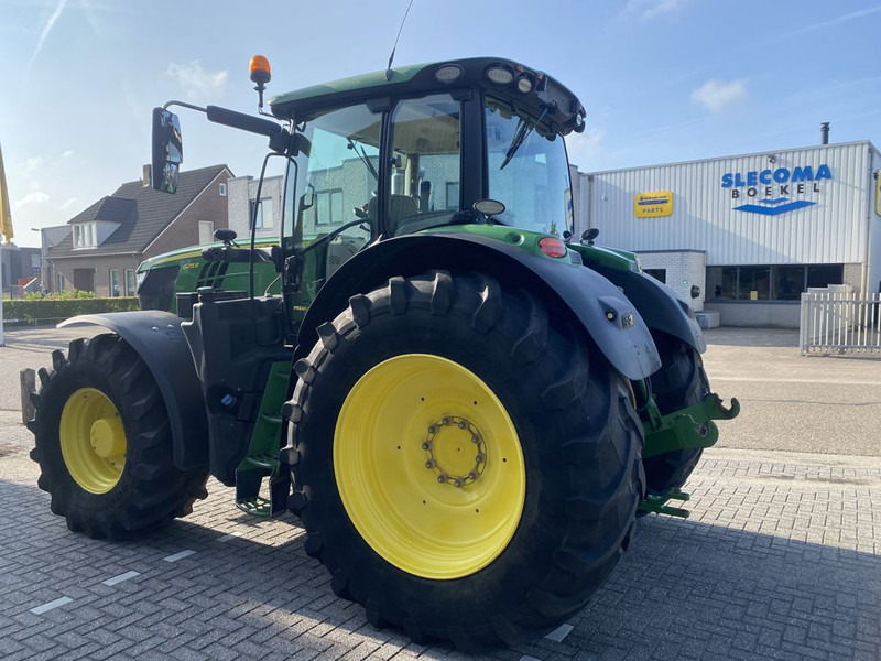 John Deere 6215R Autopowr Premium Edition - جرار: صور 4 John Deere 6215R Autopowr Premium Edition - جرار: صور 4