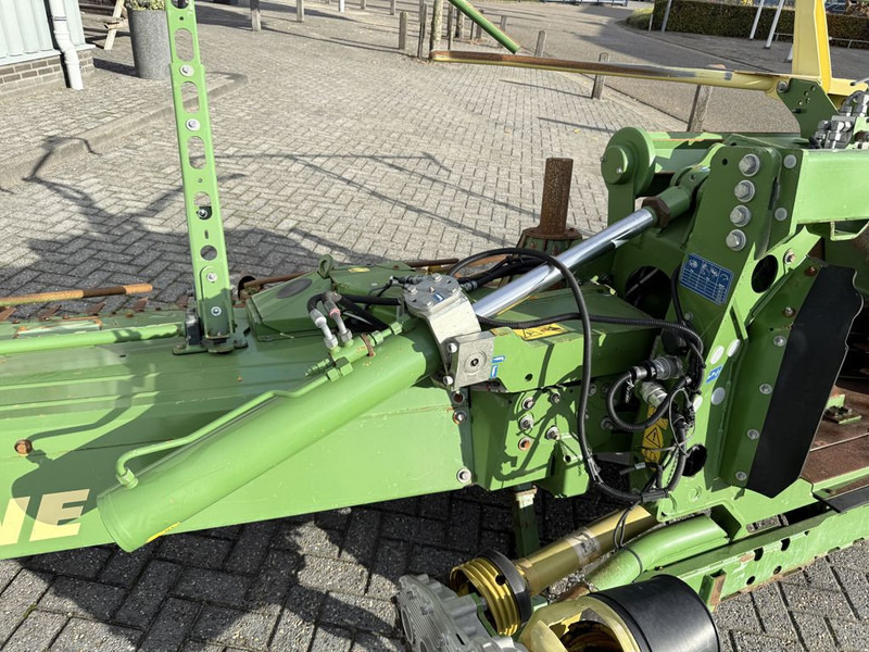 آلة حصاد Krone Easy Collect 600-2 FP Fit New Holland FR: صور 15 آلة حصاد Krone Easy Collect 600-2 FP Fit New Holland FR: صور 15