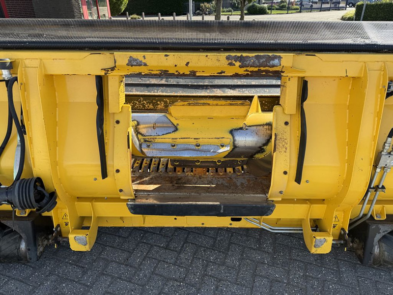 New Holland 380FP Gras Pickup - آلة حصاد: صور 5 New Holland 380FP Gras Pickup - آلة حصاد: صور 5