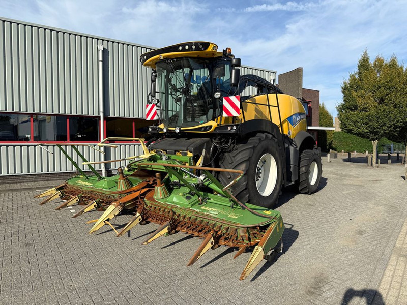 New Holland FR550 Forage Cruiser + Krone Easycollect - حصادة الأعلاف: صور 2 New Holland FR550 Forage Cruiser + Krone Easycollect - حصادة الأعلاف: صور 2