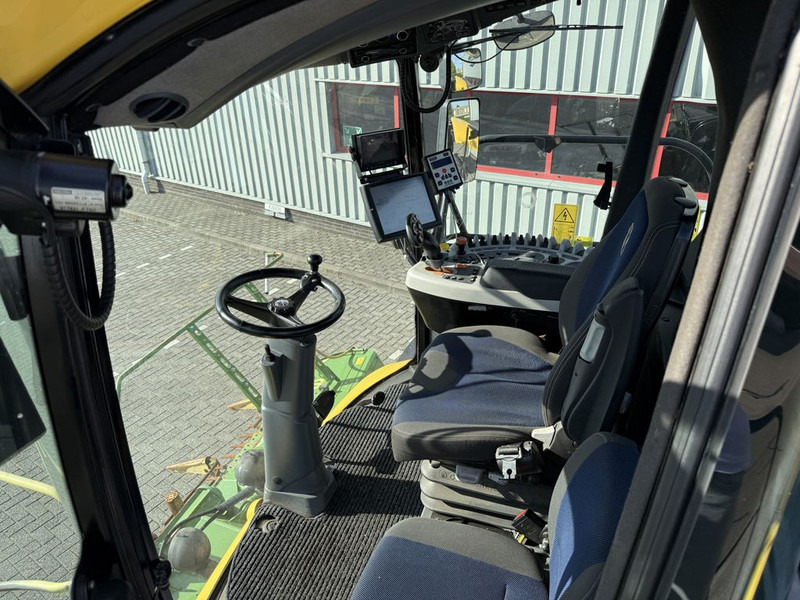 New Holland FR550 Forage Cruiser + Krone Easycollect - حصادة الأعلاف: صور 5 New Holland FR550 Forage Cruiser + Krone Easycollect - حصادة الأعلاف: صور 5