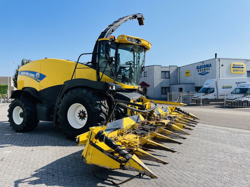 New Holland FR700 Forage Harvester 10 Row header - حصادة الأعلاف: صور 1 New Holland FR700 Forage Harvester 10 Row header - حصادة الأعلاف: صور 1