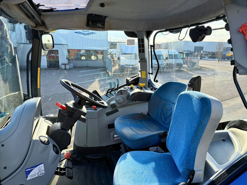 New Holland T6010 Plus + 750TL Voorlader - جرار: صور 5 New Holland T6010 Plus + 750TL Voorlader - جرار: صور 5