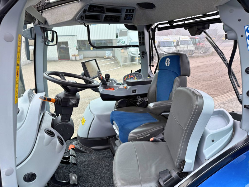 New Holland T7.270AC Stage V - جرار: صور 5 New Holland T7.270AC Stage V - جرار: صور 5