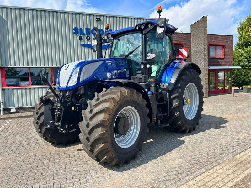 New Holland T7.300 AC New Gen Blue Power DEMO - جرار: صور 1 New Holland T7.300 AC New Gen Blue Power DEMO - جرار: صور 1