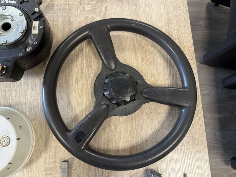 قطع الغيار - شاحنة Trimble GFX-750 / New Holland FM-750 GPS: صور 8