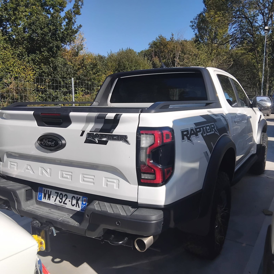 FORD RANGER RAPTOR - شاحنة البيك أب: صور 4 FORD RANGER RAPTOR - شاحنة البيك أب: صور 4