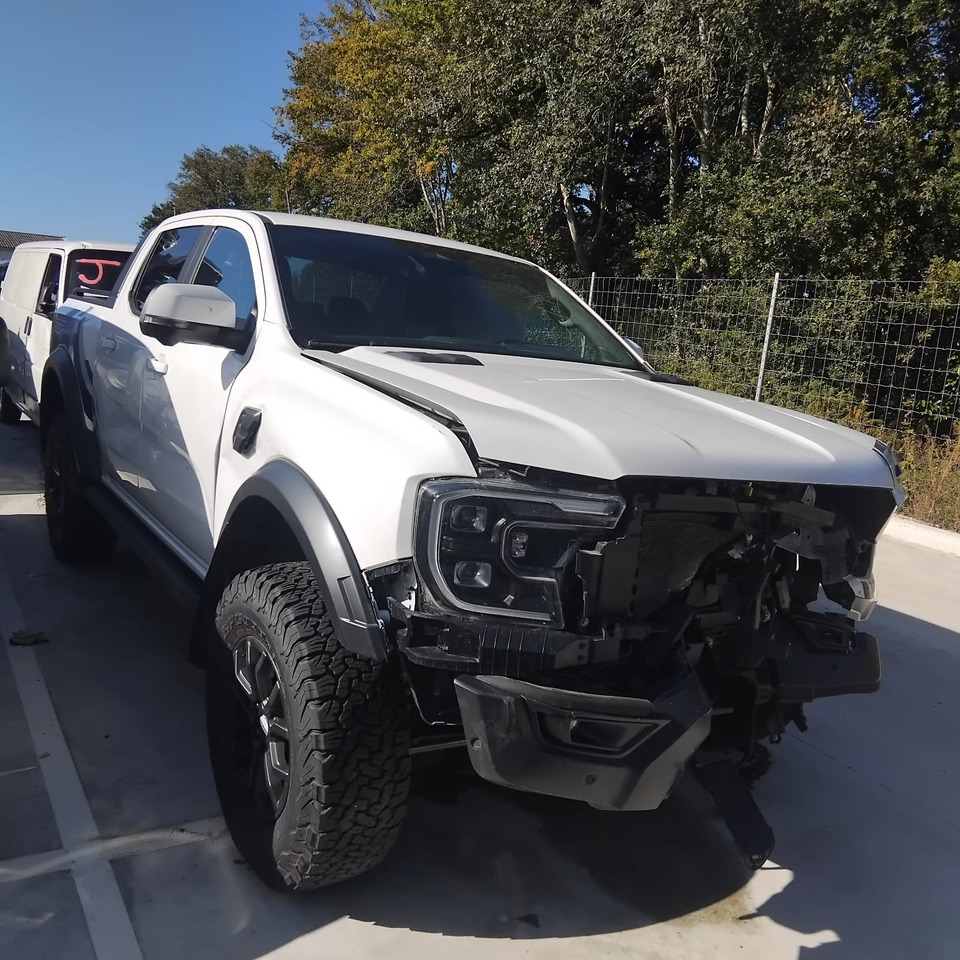 FORD RANGER RAPTOR - شاحنة البيك أب: صور 2 FORD RANGER RAPTOR - شاحنة البيك أب: صور 2