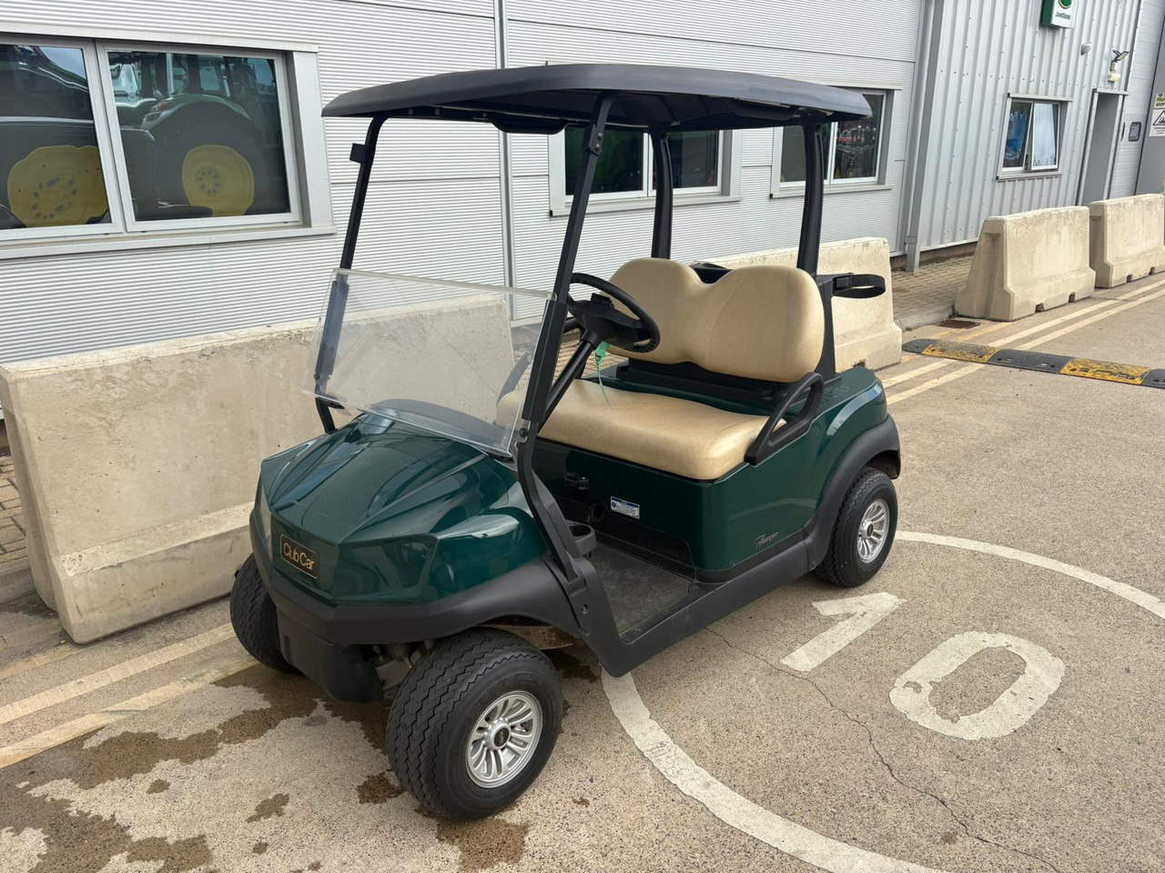 Clubcar Temp 48V Lead Acid Battery Golf Buggy - عربة جولف: صور 4 Clubcar Temp 48V Lead Acid Battery Golf Buggy - عربة جولف: صور 4