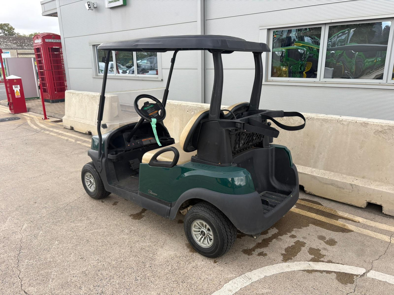 Clubcar Temp 48V Lead Acid Battery Golf Buggy - عربة جولف: صور 5 Clubcar Temp 48V Lead Acid Battery Golf Buggy - عربة جولف: صور 5