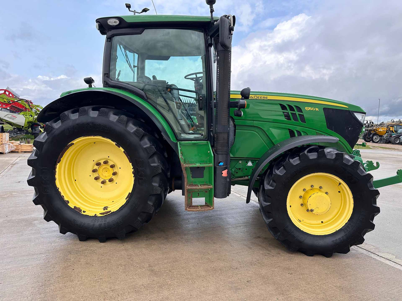 John Deere 6150R - جرار: صور 4 John Deere 6150R - جرار: صور 4