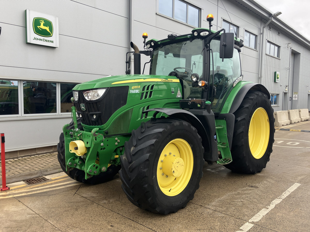 John Deere 6155R - جرار: صور 1 John Deere 6155R - جرار: صور 1