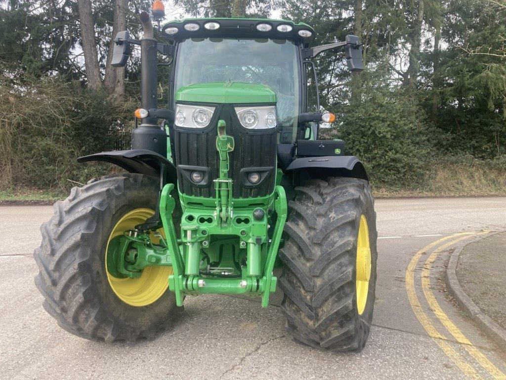 John Deere 6215R - جرار: صور 3 John Deere 6215R - جرار: صور 3