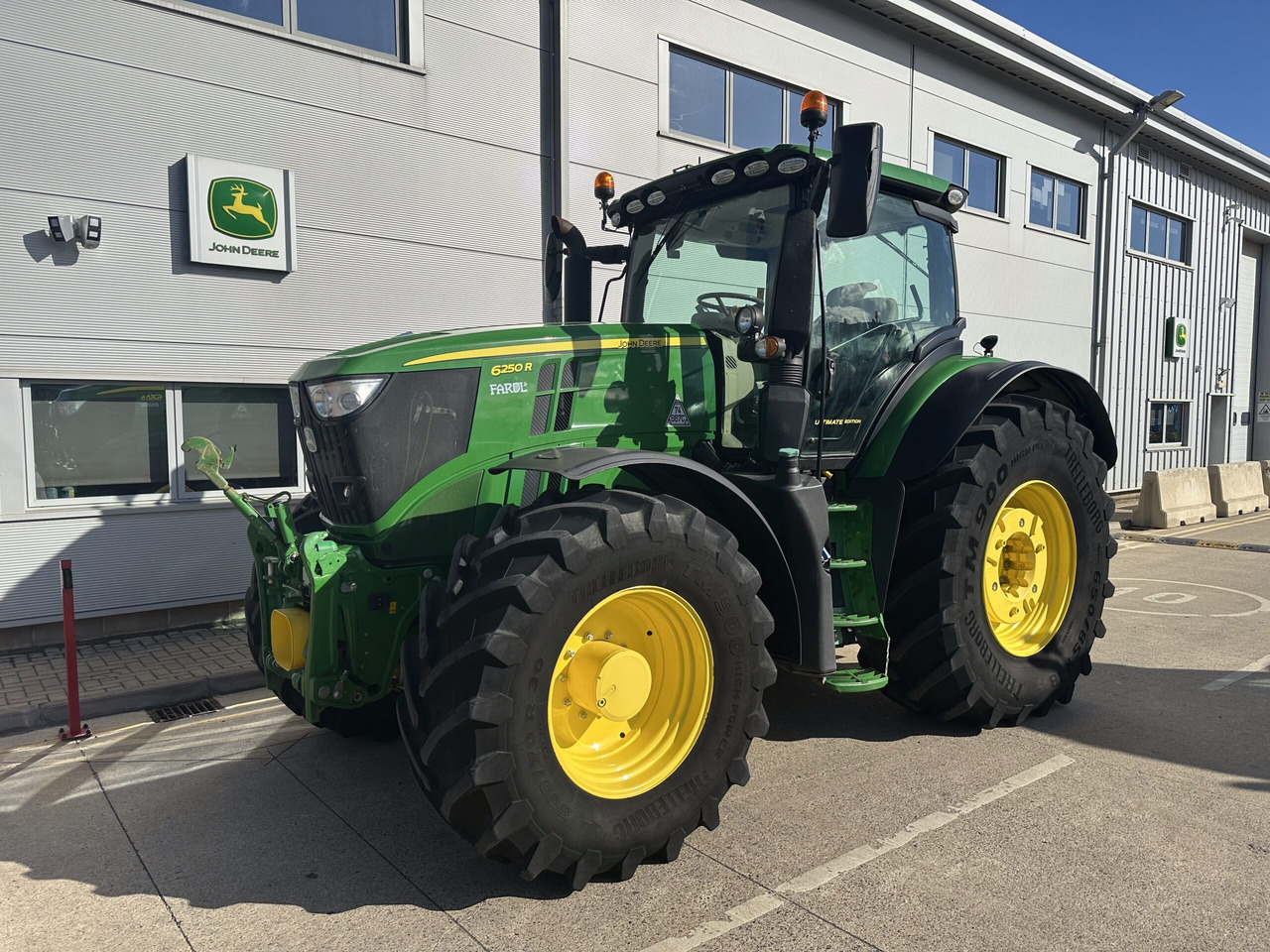 John Deere 6250R - جرار: صور 1 John Deere 6250R - جرار: صور 1