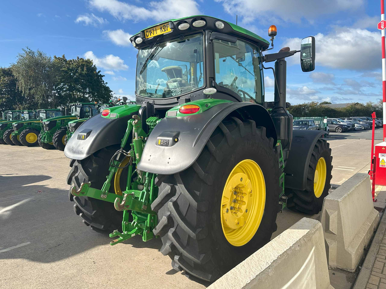 John Deere 6250R - جرار: صور 4 John Deere 6250R - جرار: صور 4