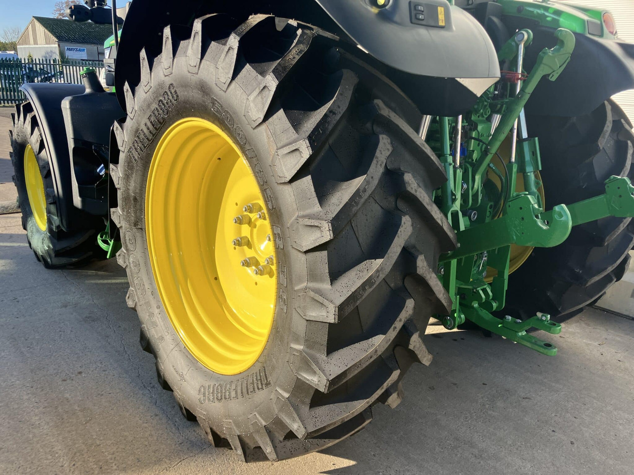 جرار John Deere 6R 130: صور 13