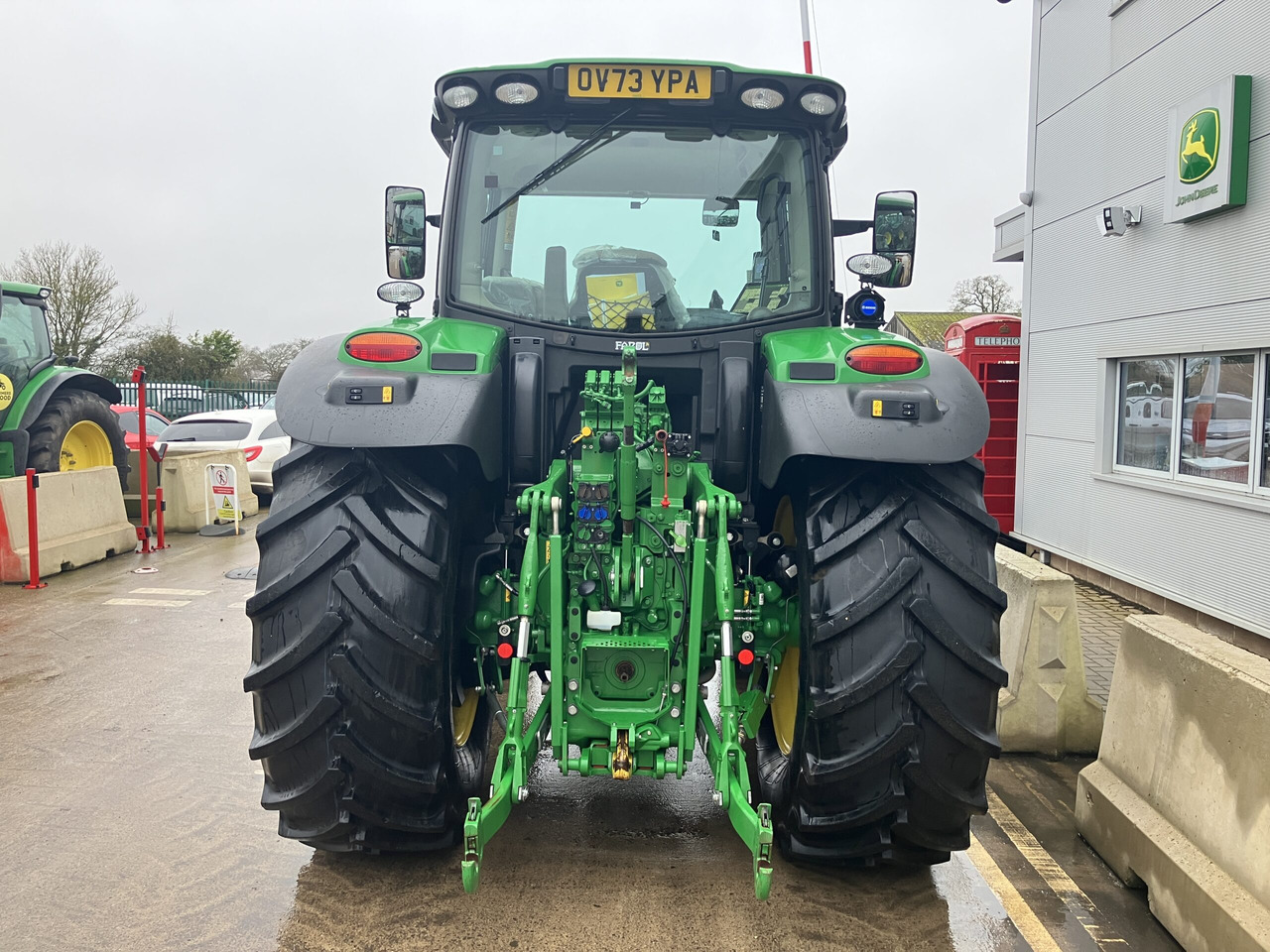 John Deere 6R 185 - جرار: صور 4 John Deere 6R 185 - جرار: صور 4