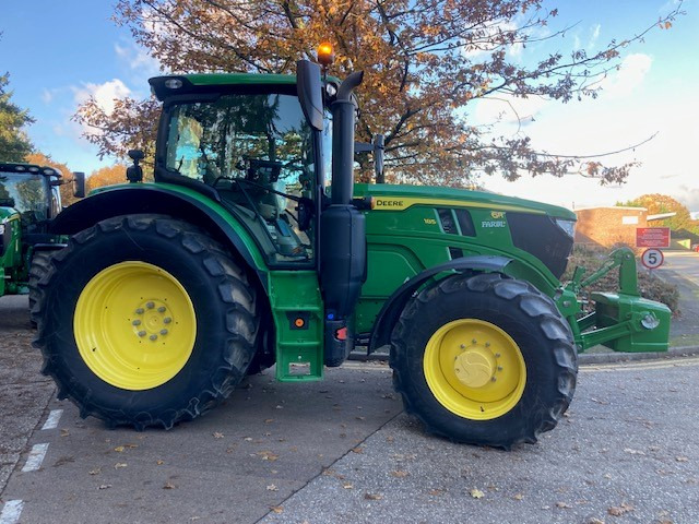 John Deere 6R 185 - جرار: صور 3 John Deere 6R 185 - جرار: صور 3